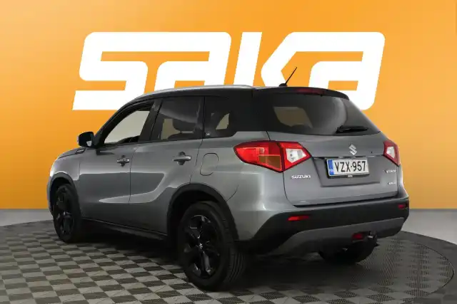 Harmaa Viistoperä, Suzuki Vitara – VZX-957