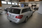 Hopea Farmari, Mercedes-Benz E – VZY-967, kuva 5