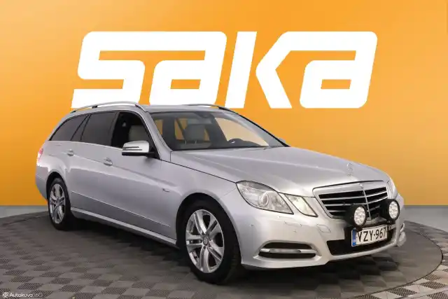 Hopea Farmari, Mercedes-Benz E – VZY-967