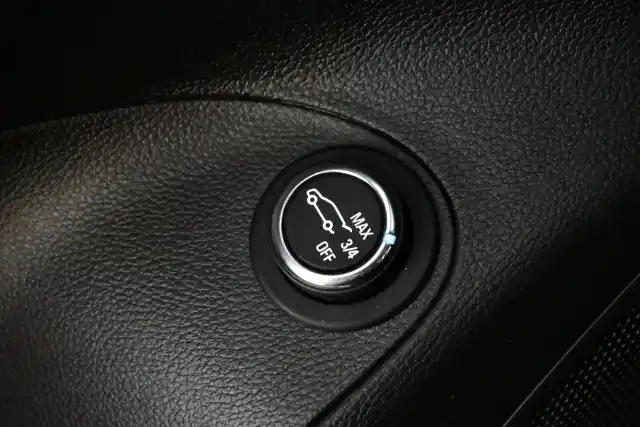 Sininen Farmari, Opel Astra – VZZ-867
