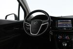 Harmaa Maastoauto, Opel Mokka – VZZ-910, kuva 18