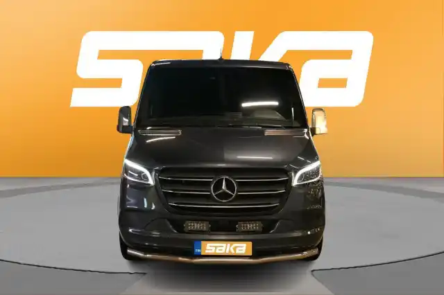 Harmaa Kuorma-auto, Mercedes-Benz Sprinter – WEE-1