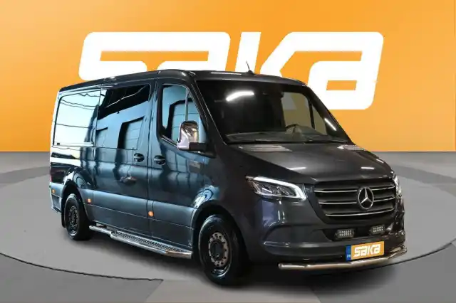 Harmaa Kuorma-auto, Mercedes-Benz Sprinter – WEE-1