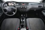 Harmaa Farmari, Mitsubishi Lancer – XAI-966, kuva 13