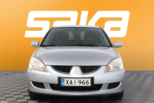 Harmaa Farmari, Mitsubishi Lancer – XAI-966