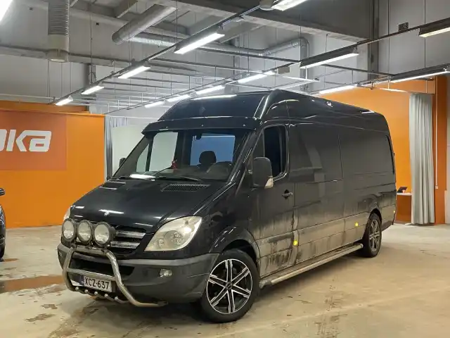 Musta Matkailuauto, Mercedes-Benz Sprinter – XCZ-637