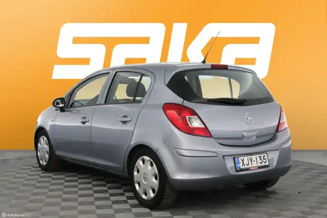 Hopea Viistoperä, Opel Corsa – XJY-135