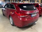 Punainen Farmari, Hyundai i40 – XJZ-246, kuva 3