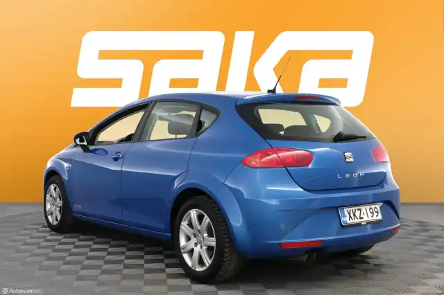 Sininen Viistoperä, Seat Leon – XKZ-199