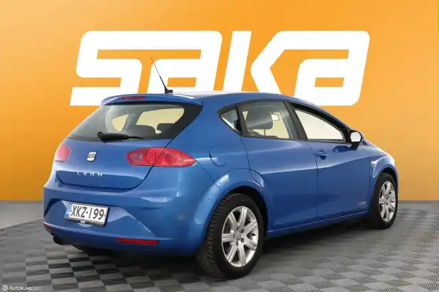 Sininen Viistoperä, Seat Leon – XKZ-199