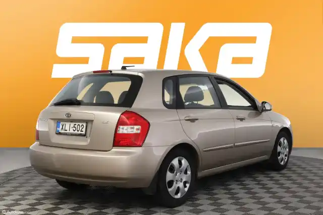 Beige Tila-auto, Kia Cerato – XLI-502