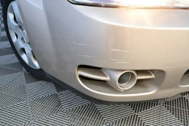Beige Tila-auto, Kia Cerato – XLI-502