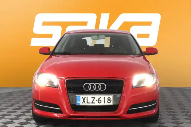 Punainen Viistoperä, Audi A3 – XLZ-618