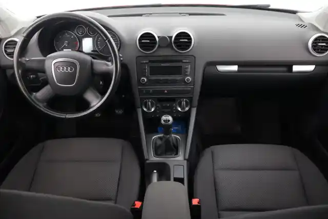 Punainen Viistoperä, Audi A3 – XLZ-618