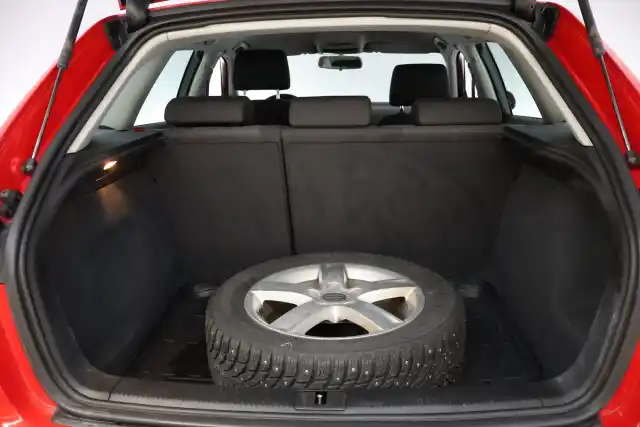 Punainen Viistoperä, Audi A3 – XLZ-618