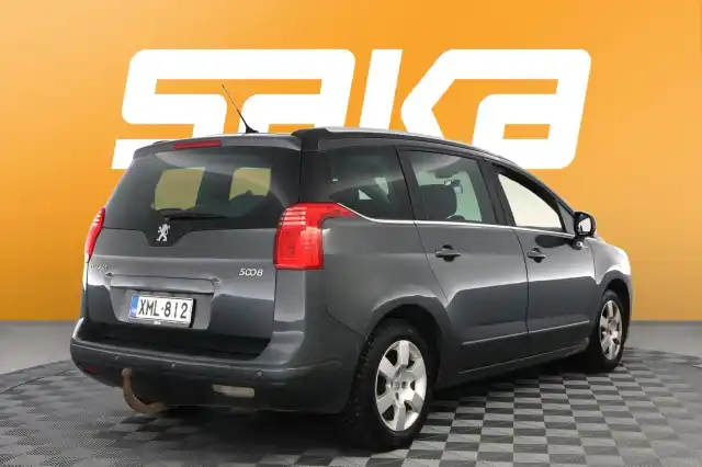 Harmaa Tila-auto, Peugeot 5008 – XML-812