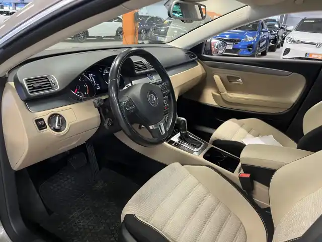 Beige Sedan, Volkswagen CC – XMM-408