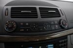 Punainen Sedan, Mercedes-Benz E – XMO-446, kuva 20