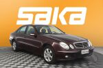 Punainen Sedan, Mercedes-Benz E – XMO-446, kuva 1