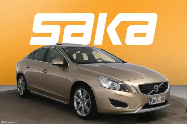 Ruskea (beige) Sedan, Volvo S60 – XMS-105