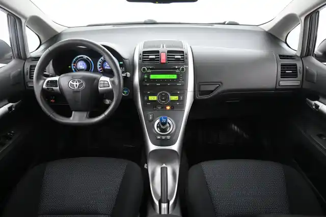 Musta Viistoperä, Toyota Auris – XMT-122