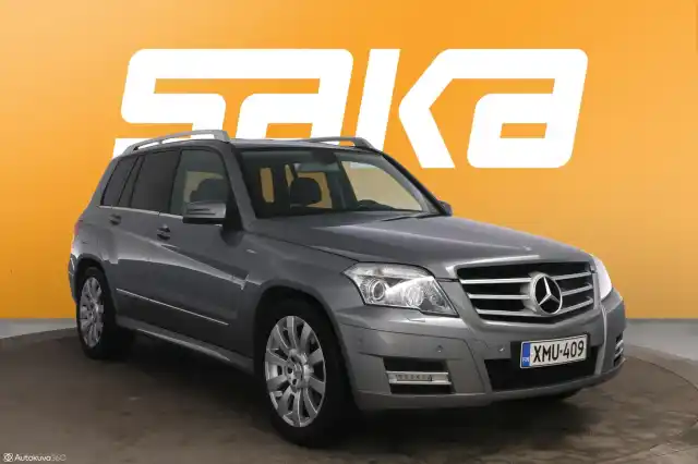 Harmaa Maastoauto, Mercedes-Benz GLK – XMU-409