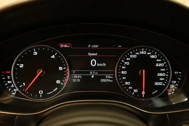 Harmaa Viistoperä, Audi A7 – XMU-436