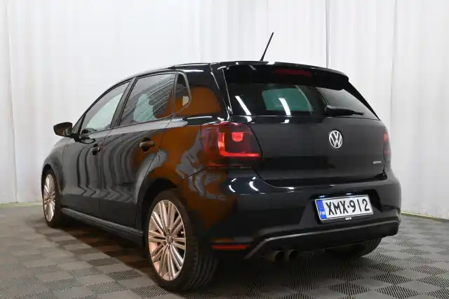 Musta Viistoperä, Volkswagen Polo – XMX-912