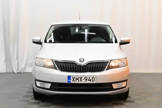 Hopea Sedan, Skoda Rapid – XMX-940