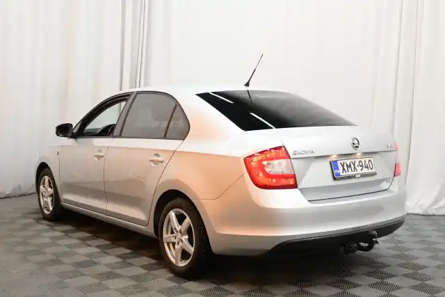 Hopea Sedan, Skoda Rapid – XMX-940