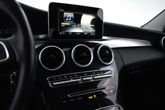 Musta Farmari, Mercedes-Benz C – XMZ-150