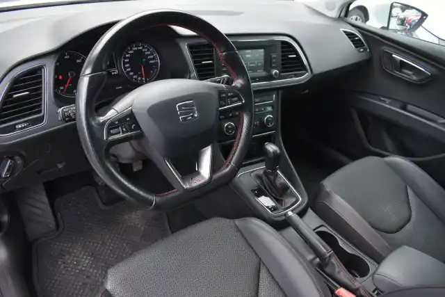 Valkoinen Farmari, Seat Leon ST – XMZ-704
