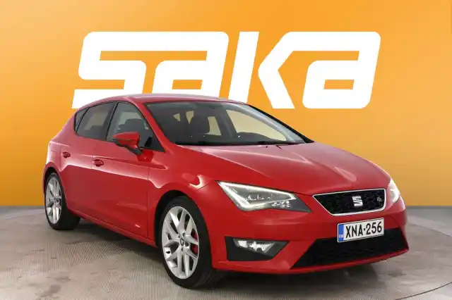 Punainen Viistoperä, Seat Leon – XNA-256