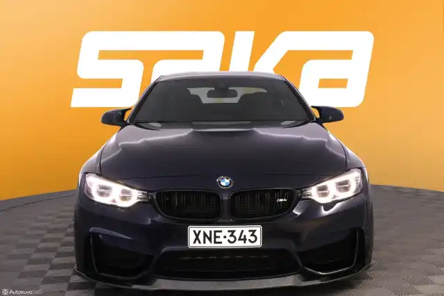 Sininen Coupe, BMW M4 – XNE-343