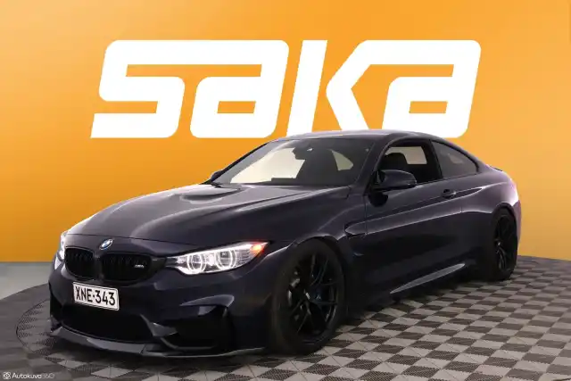 Sininen Coupe, BMW M4 – XNE-343
