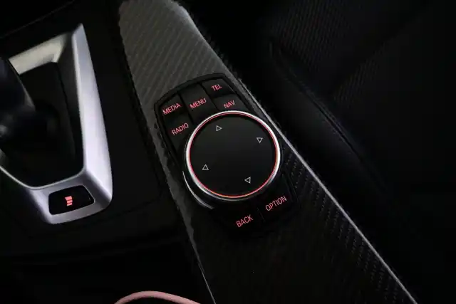 Sininen Coupe, BMW M4 – XNE-343