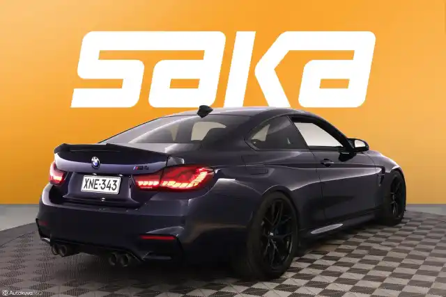 Sininen Coupe, BMW M4 – XNE-343