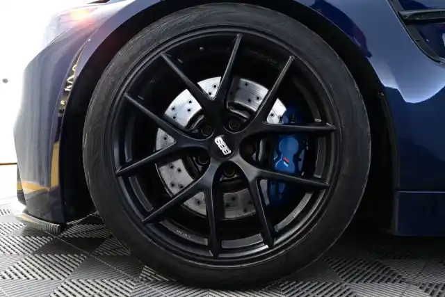 Sininen Coupe, BMW M4 – XNE-343