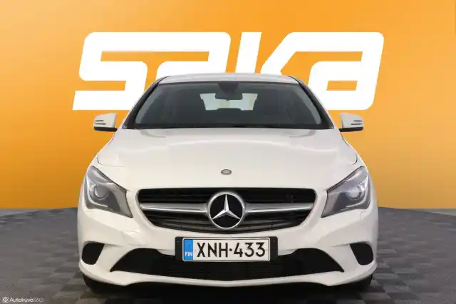 Valkoinen Coupe, Mercedes-Benz CLA – XNH-433