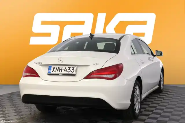 Valkoinen Coupe, Mercedes-Benz CLA – XNH-433