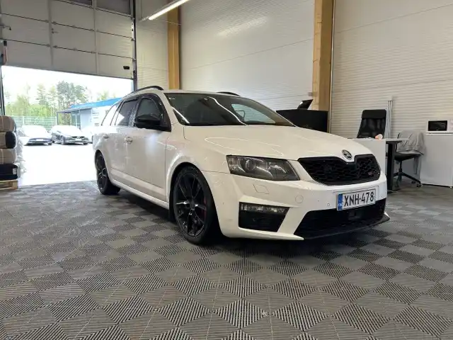 Valkoinen Farmari, Skoda Octavia – XNH-478