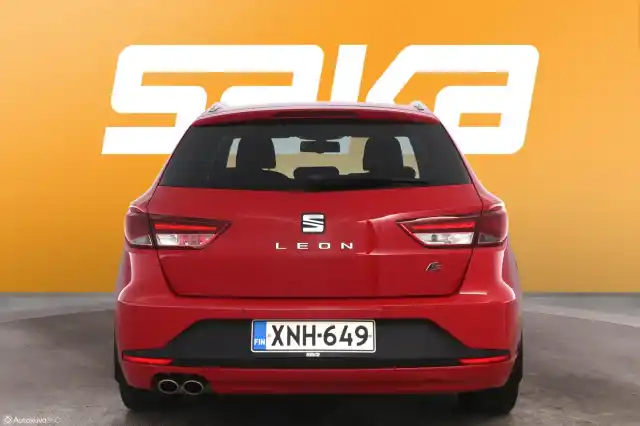 Punainen Farmari, Seat Leon ST – XNH-649