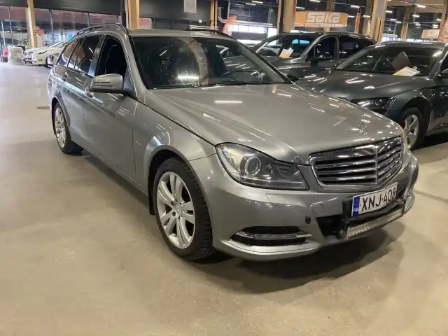 Harmaa Farmari, Mercedes-Benz C – XNJ-408