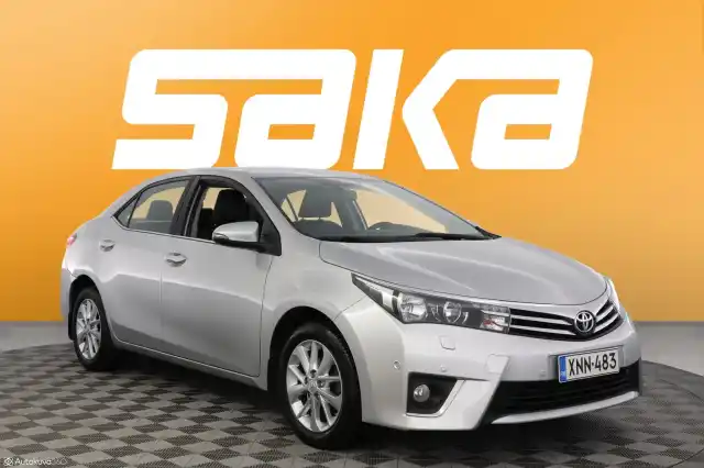Hopea Sedan, Toyota Corolla – XNN-483