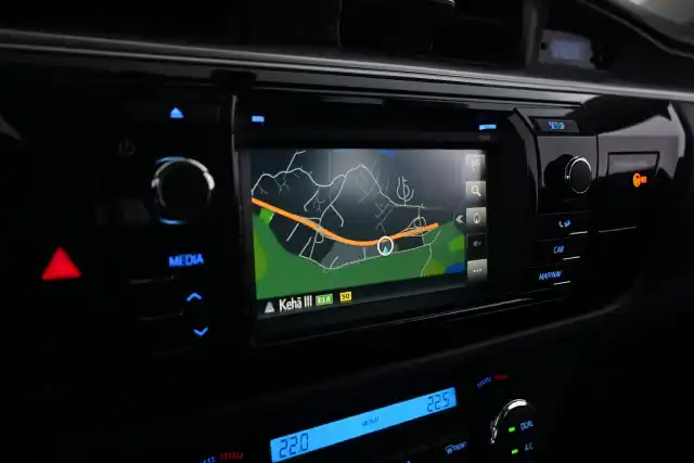 Hopea Sedan, Toyota Corolla – XNN-483