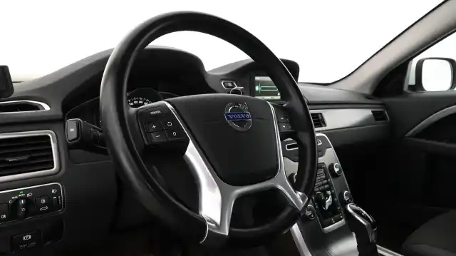 Valkoinen Farmari, Volvo XC70 – XNP-113