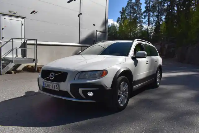 Valkoinen Farmari, Volvo XC70 – XNP-113