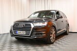 Musta Maastoauto, Audi Q7 – XNR-258, kuva 4