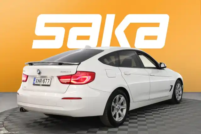 Valkoinen Sedan, BMW 320 Gran Turismo – XNR-877