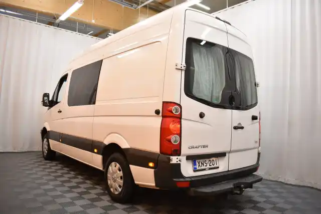 Valkoinen Matkailuauto, Volkswagen Crafter – XNS-201